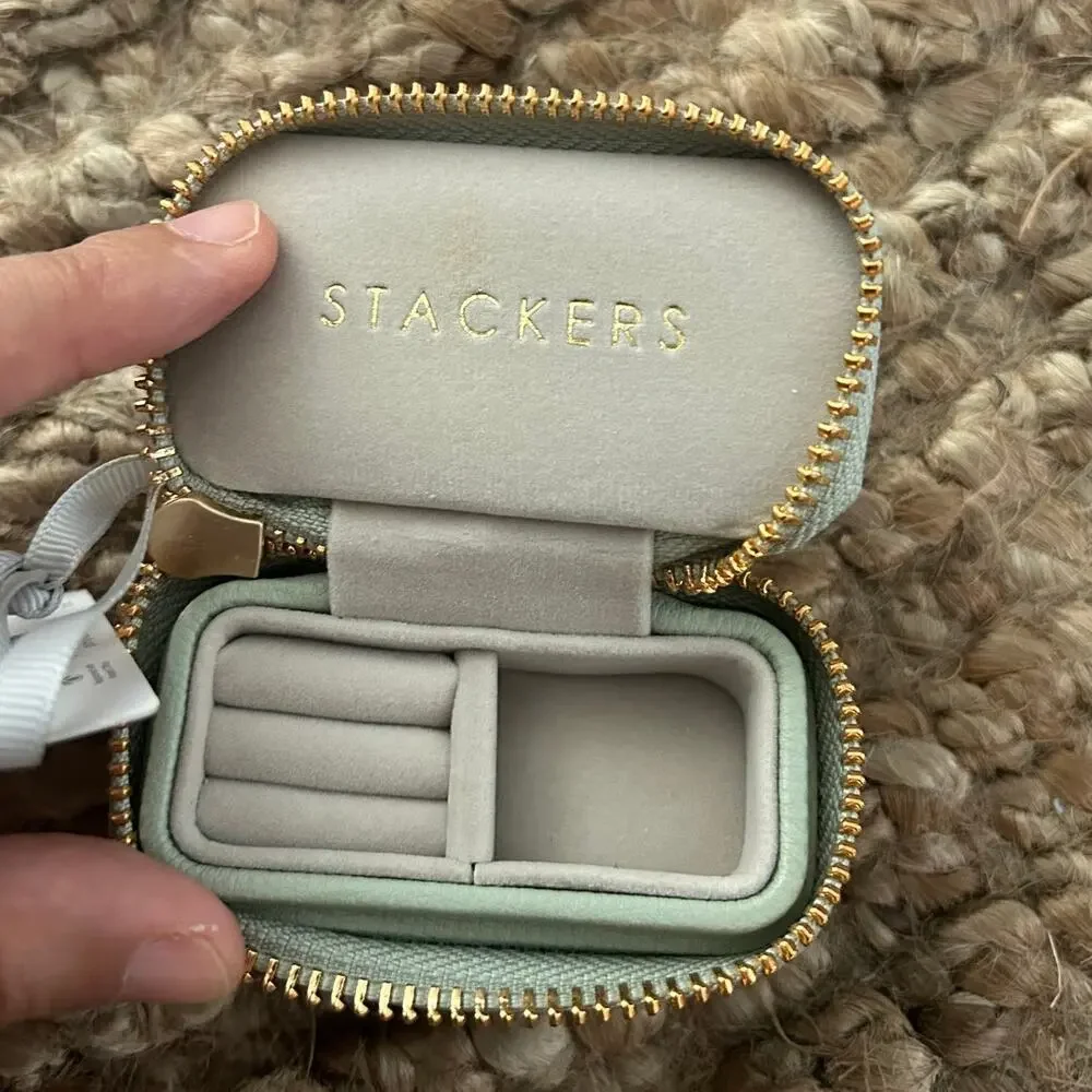 Stackers Mini Travel Jewelry Case Sage Green Zip Organizer NWT Compact